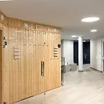 Baltischer Hof 28 *